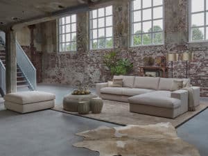 Ruime beige u-bank in een industrieel interieur