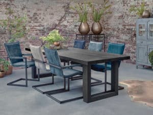 Room108-Eettafel-Big-Houten-Upoot