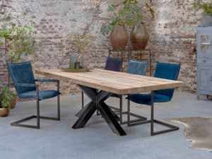 Eetkamertafel BIG recht, metalen spider-poot (6 cm dik)