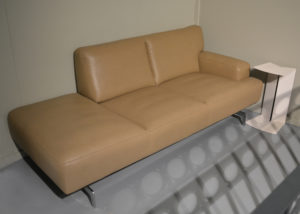 Chaisse-longue-leer.jpg