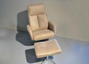 Fauteuil-beige-2.jpg