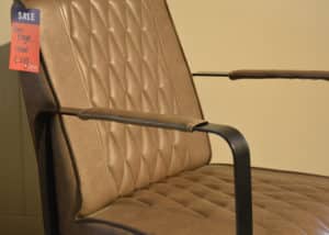 Fauteuil-caro-2.jpg