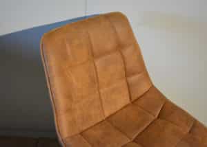 Stoel-ella-cognac-2.jpg
