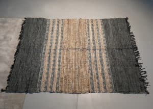Vloerkleed-Triangle-Leather.jpg