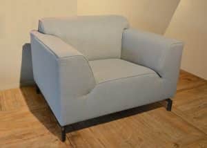 grijs-blauwe-fauteuil-2.jpg