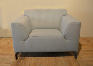grijs-blauwe-fauteuil.jpg