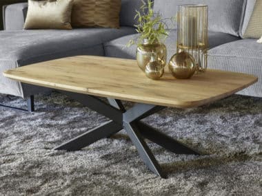 Organische salontafel met metalen spiderpoot