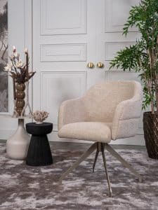 Beige Eetkamerstoel met armleuning Bowie van Room108