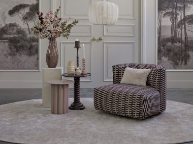 Fauteuil Lauren, draaifauteuil en schommelfauteuil, in luxe stof uit de specials collectie