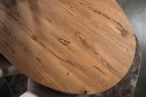De ovaal rechte eettafel Toulouse met een spinpoot WX van Room108