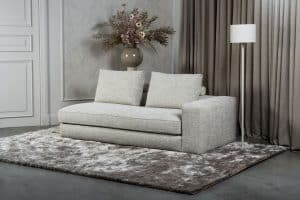 Los element van elementenbank Eva in zachte stof met natural en groene woonaccessoires