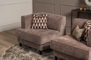 Stijlvolle hoekfauteuil die los of als bankopstelling te gebruiken is.