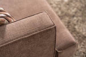 Stijlvolle hoekfauteuil die los of als bankopstelling te gebruiken is.