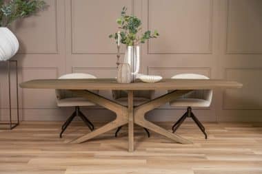 Het Deens ovale tafelblad Montpellier in Tabacco met houten poot van Room108.