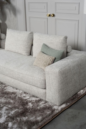 Lichte elementenbank Eva in zachte stof met natural en groene woonaccessoires