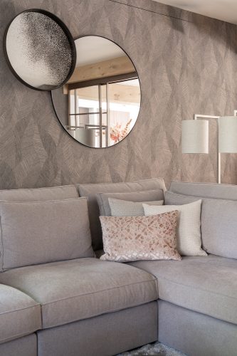Marie-Sophie - Annabelle, Chique, Le Mans met Mikado poot en Bowie stoelen