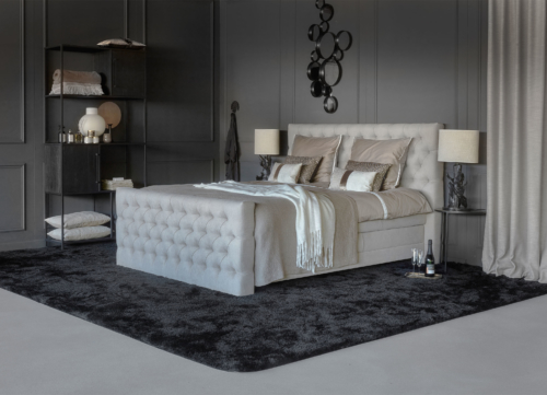Bed Aymee